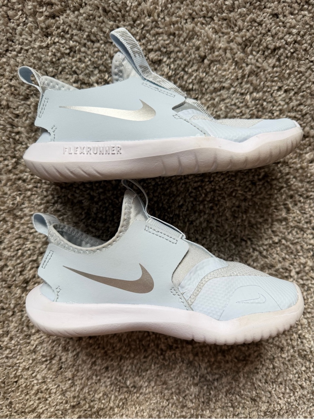 Nike Kids Light Blue and Silver Flex Runner Slip-On Sneakers